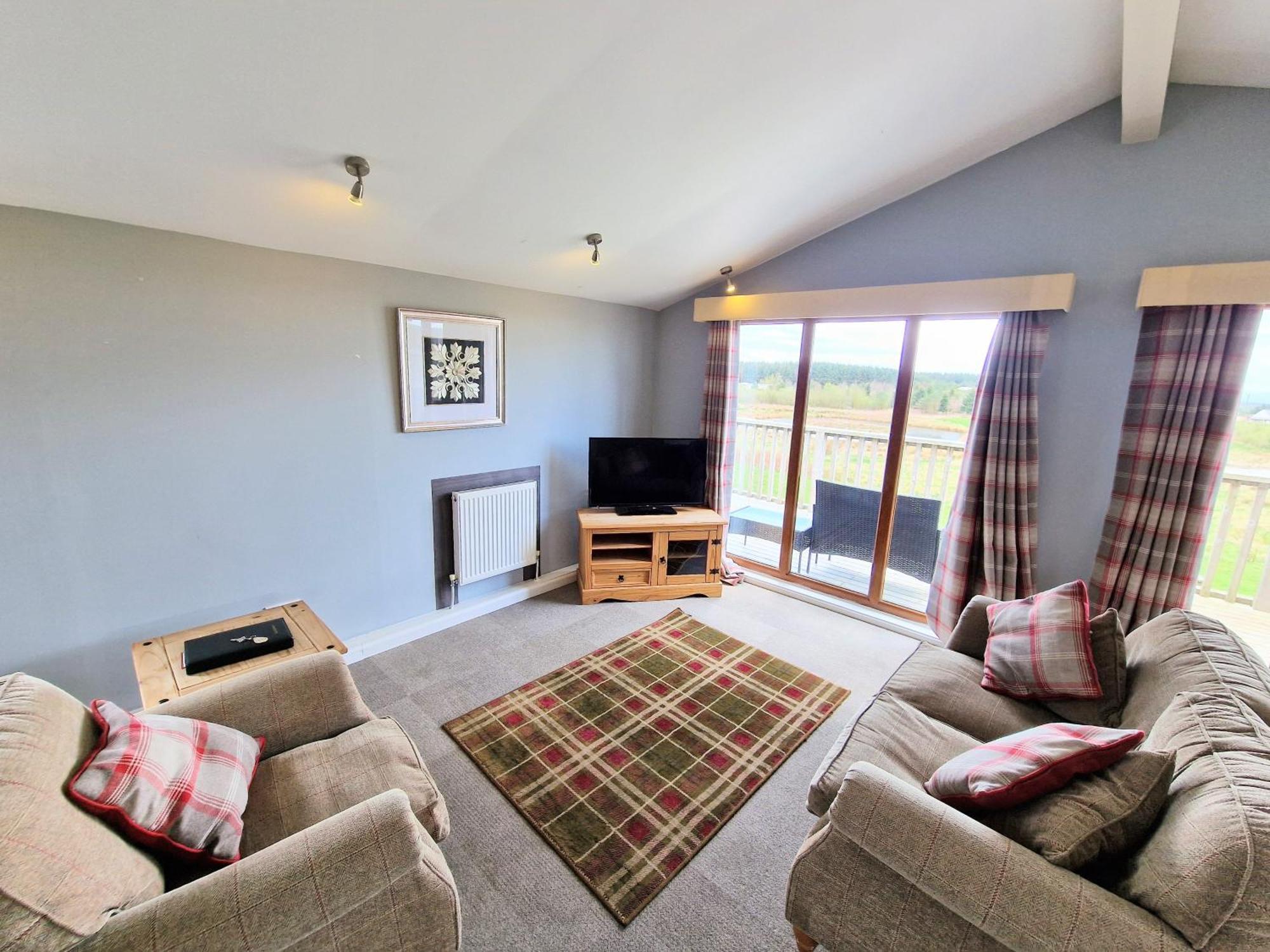 Ochil 10 With Private Hot Tub - Fife - Loch Leven - Lomond Hills Villa Kelty Екстериор снимка